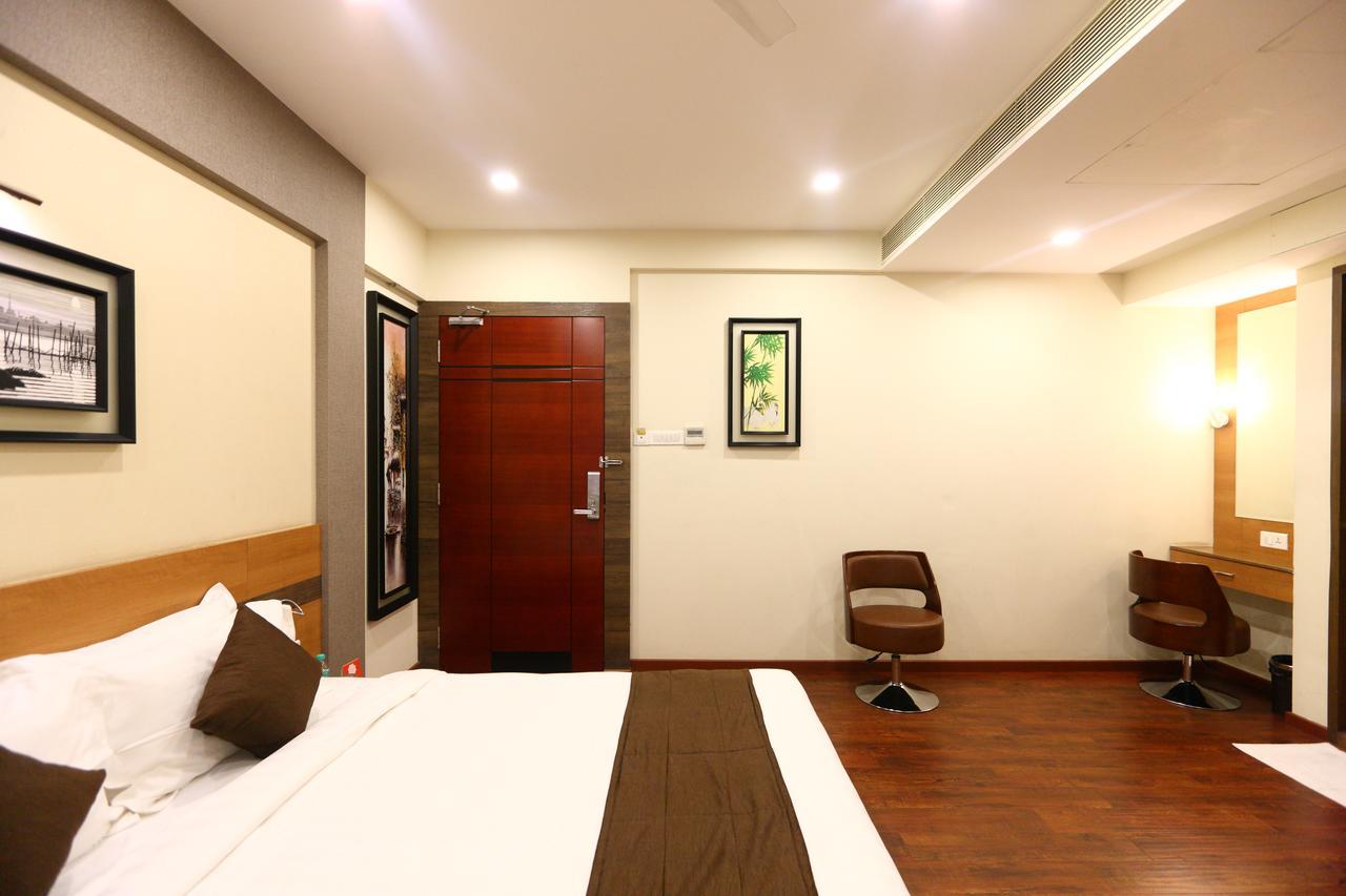 Fabhotel Prime Adore Residency Chennai Eksteriør billede