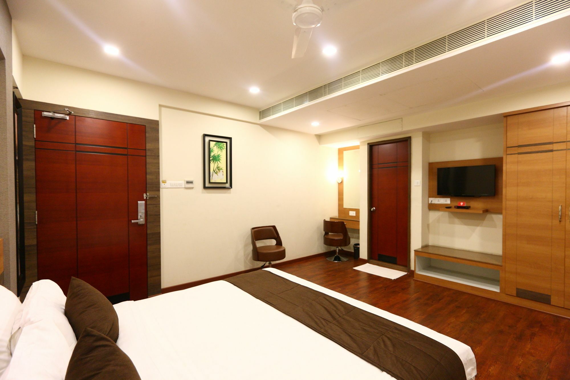 Fabhotel Prime Adore Residency Chennai Eksteriør billede